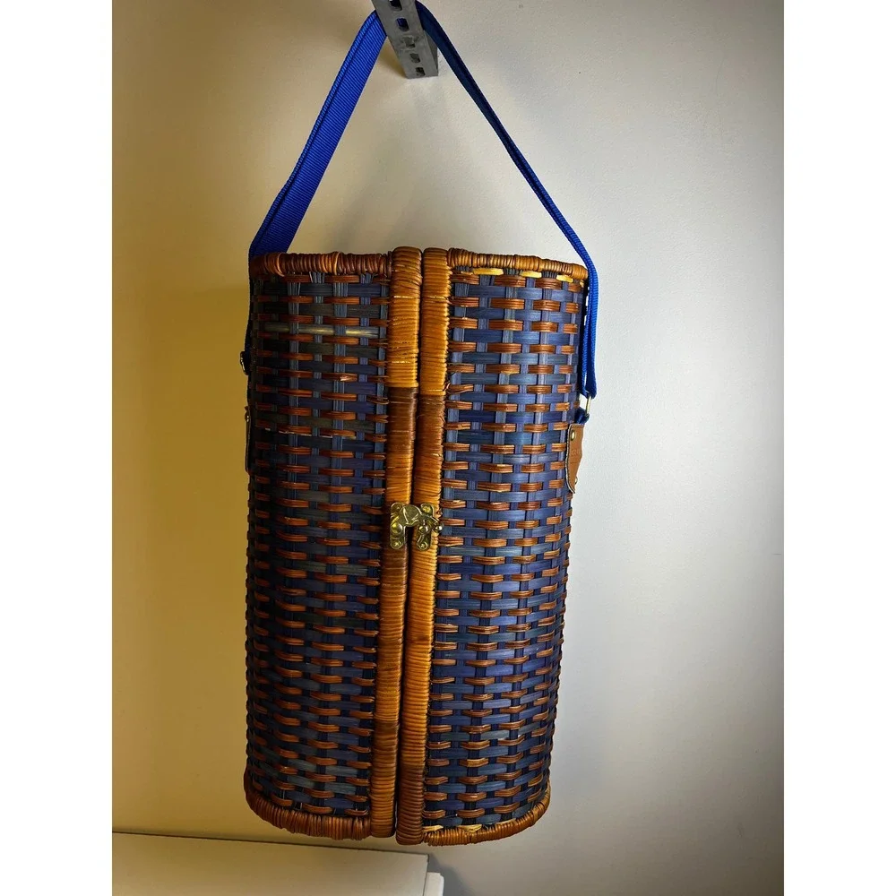 Vintage Grey Goose Vodka Woven‎ Basket Carrier Blue Tan Handle Lock